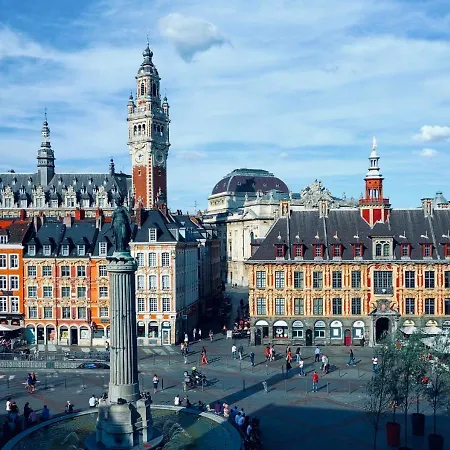 Nouveau! Moderne Avec Wifi, Tv, Proche Centre